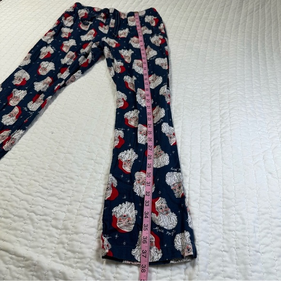 Old Navy Blue and Cream Pajama Pants With Pockets - Picture 8 of 10